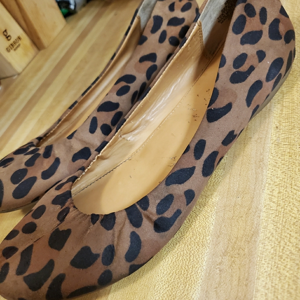 A.N.A flats